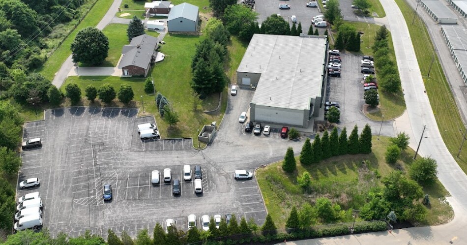 More Photos Of 350 Aristocrat Dr, Florence Light Distribution For Lease