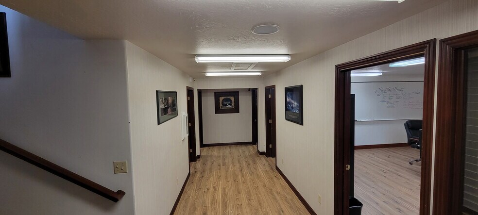 More Photos Of 887 S Orem Blvd, Orem Office For Sale