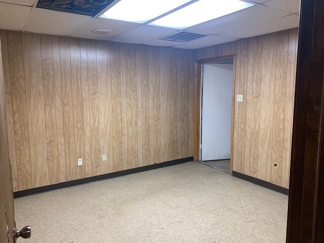 More Photos Of 1002 W Cotton St, Longview Warehouse For Lease