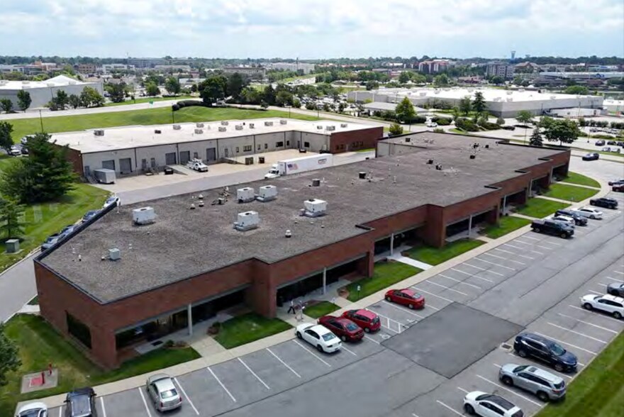 More Photos Of 5 Spiral Dr, Florence Light Manufacturing For Lease