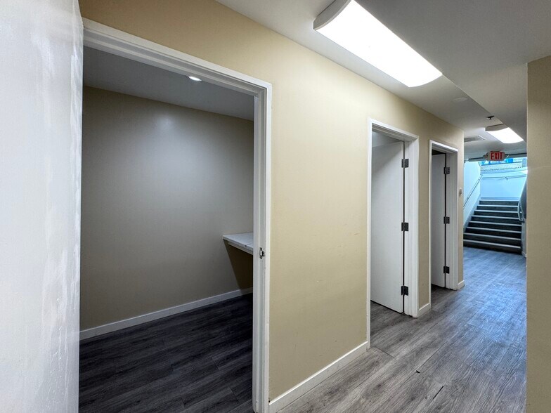 More Photos Of 815-821 Webster St, Oakland Storefront Retail Office For Lease