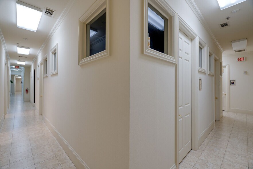 More Photos Of 1727 Keller Pky, Keller Coworking Space