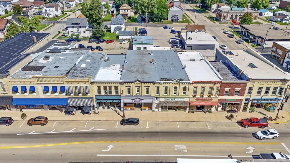 More Photos Of 315 E Main St, Waupun General Retail For Sale