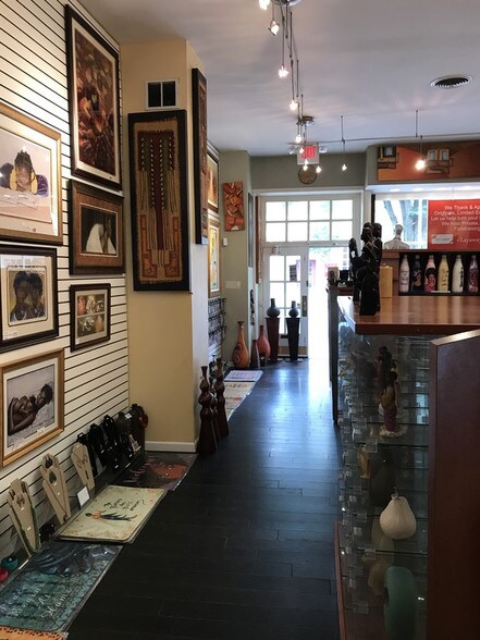 More Photos Of 53 E Kings Hwy, Haddonfield Storefront For Lease