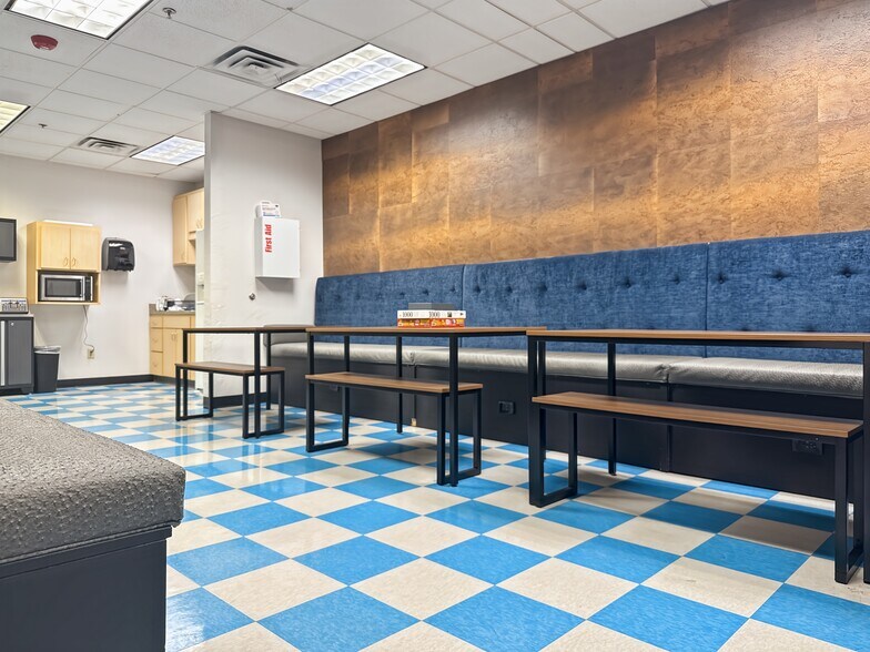 More Photos Of 100 NE 5th St, Oklahoma City Coworking Space