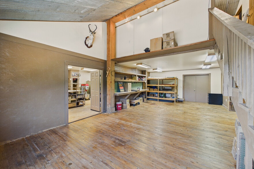 More Photos Of 949 Highway 82, Mountain Park Storefront Retail Residential For Sale