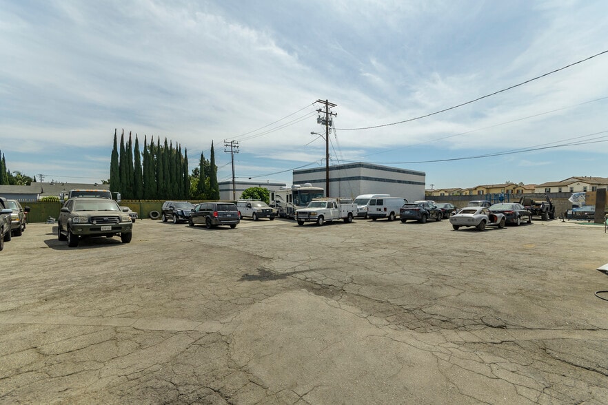 More Photos Of 9334 Lower Azusa Rd, Temple City Service For Sale