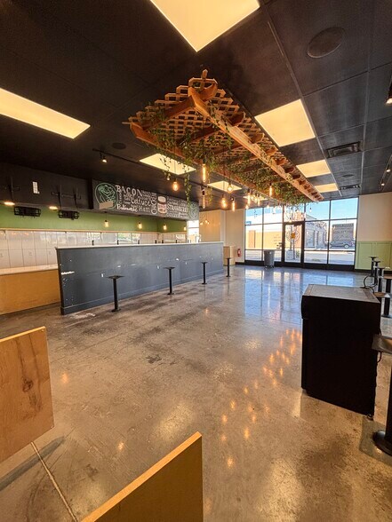 More Photos Of 1066-1090 N Main St, Spanish Fork Unknown For Lease