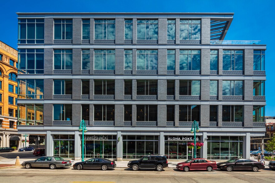 More Photos Of 220 E Buffalo St, Milwaukee Office For Sale