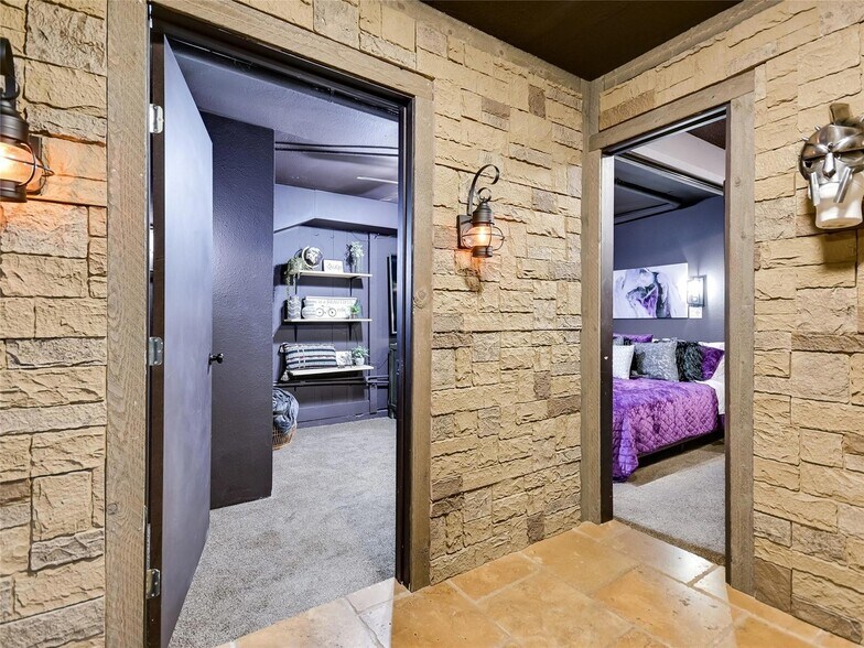 More Photos Of 13401 Bullick Hollow Rd, Austin Specialty For Sale