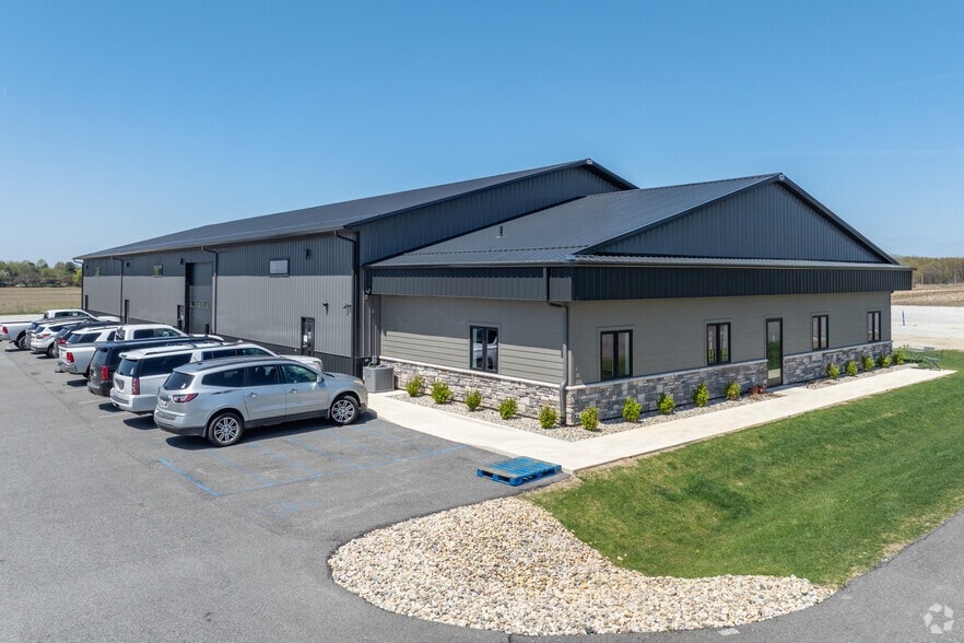More Photos Of 280 Cr-325 E, Valparaiso Warehouse For Sale