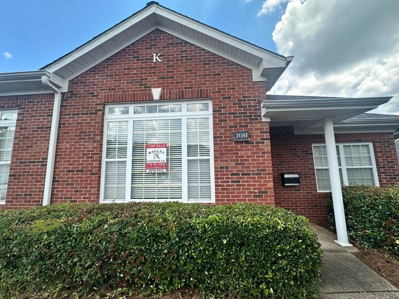Primary Photo Of 416 Pirkle Ferry Rd, Cumming Office Residential For Sale