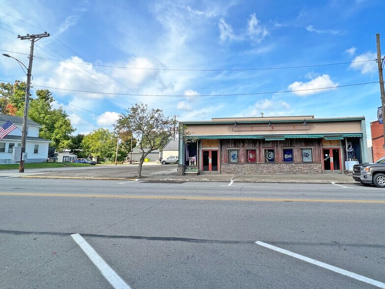 More Photos Of 280 S Main St, Cambridge Springs Storefront Retail Office For Sale
