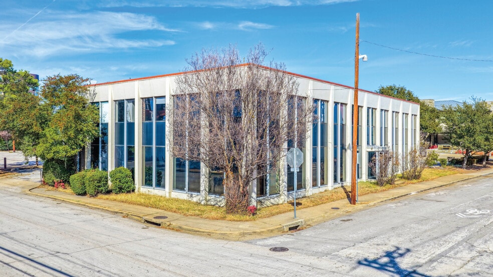 More Photos Of 2705 Swiss Ave, Dallas Loft Creative Space For Sale