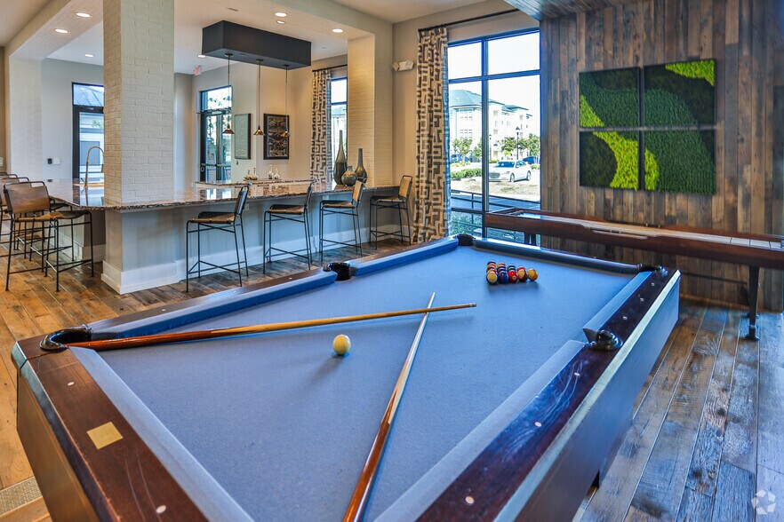 More Photos Of 7420 N Rea Park Ln, Charlotte Apartments For Lease