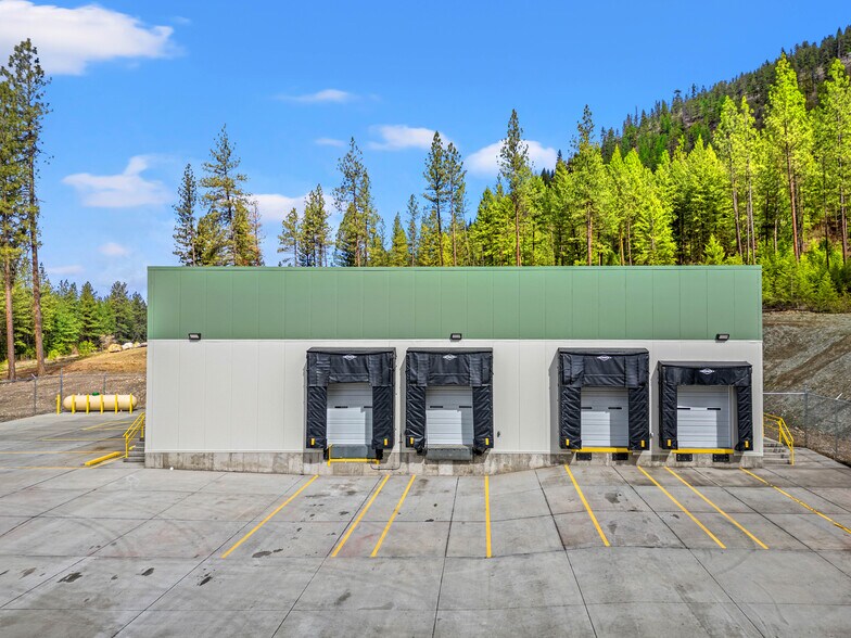 More Photos Of 1287 S Highway 395, Addy Industrial For Sale