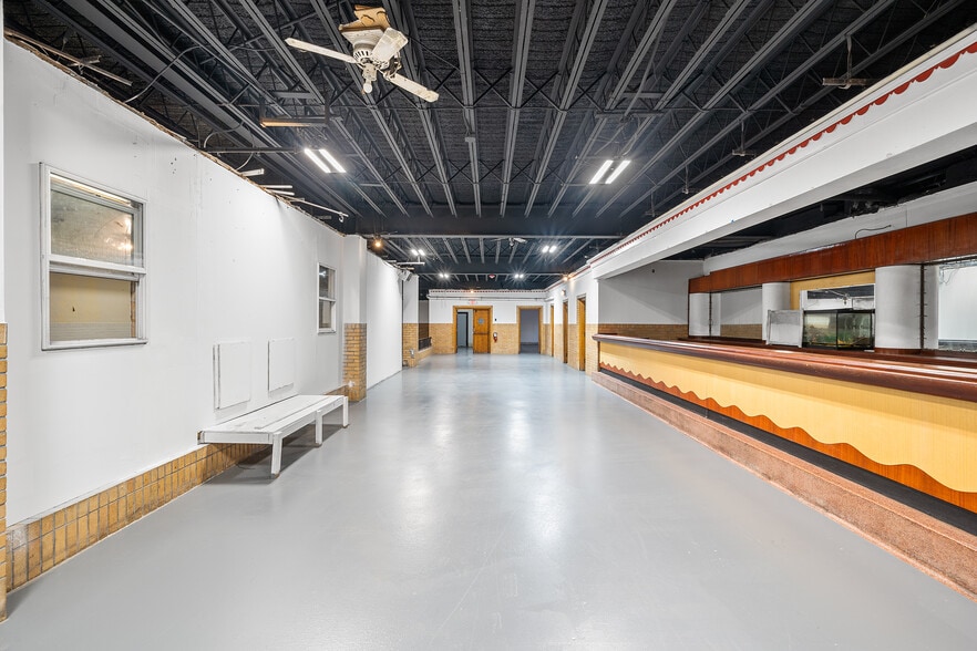 More Photos Of 379 Cherry St, Pottstown Flex For Lease