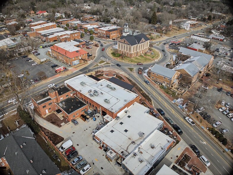 More Photos Of 39 West St, Pittsboro Restaurant For Lease