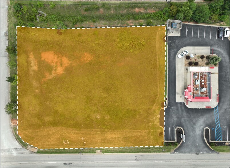 More Photos Of 403 Buncombe rd, Greer Land For Lease