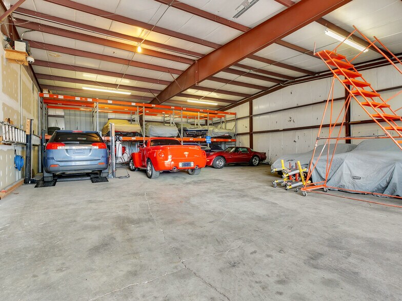 More Photos Of 597 Winthrop St, Taunton Manufacturing For Sale