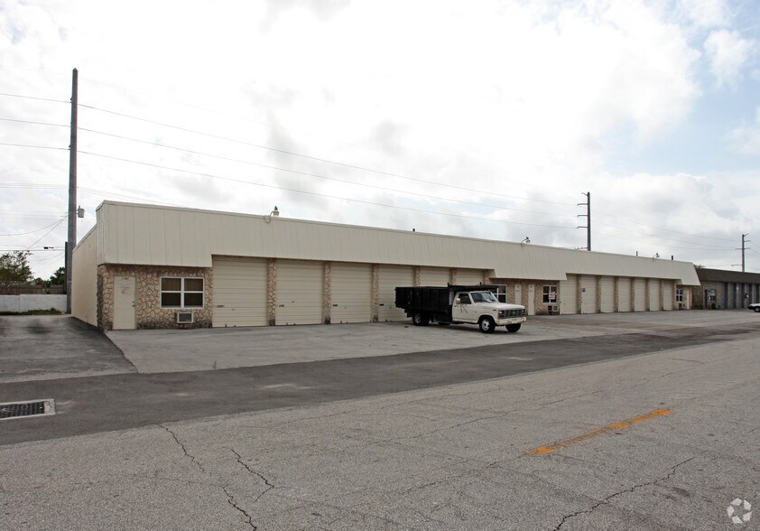 More Photos Of 1160-1190 SW 1st Way, Deerfield Beach Warehouse For Lease