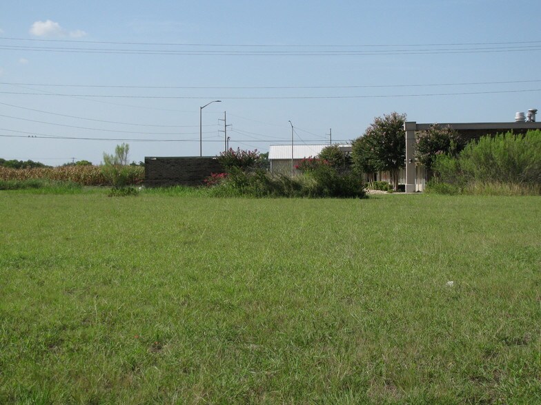 More Photos Of 980 E Interstate 10, Seguin Land For Sale