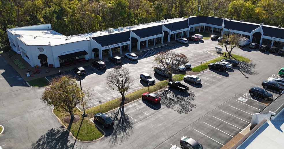 More Photos Of 4825 Trousdale Dr, Nashville Storefront For Lease