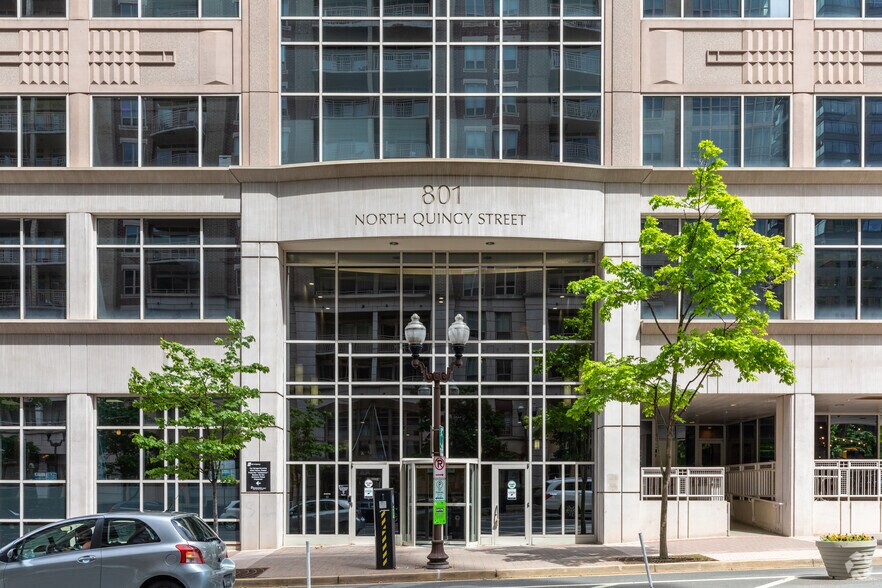 More Photos Of 801 N Quincy St, Arlington Office For Lease