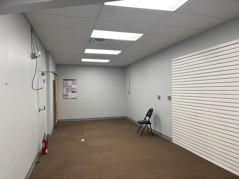 More Photos Of 705-711 24th St, Ames General Retail For Lease