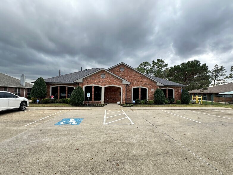More Photos Of 4001 Gateway Dr, Colleyville Office For Lease