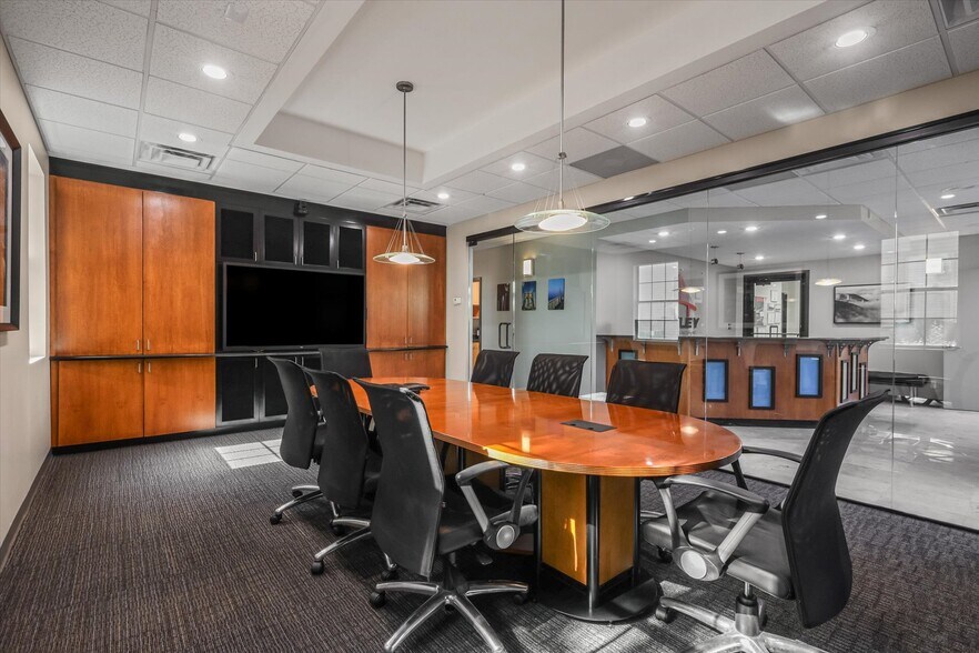 More Photos Of 1589 Metropolitan Blvd, Tallahassee Office For Lease