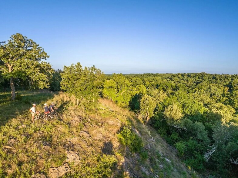 More Photos Of 0 County Road 328, Era Land For Sale
