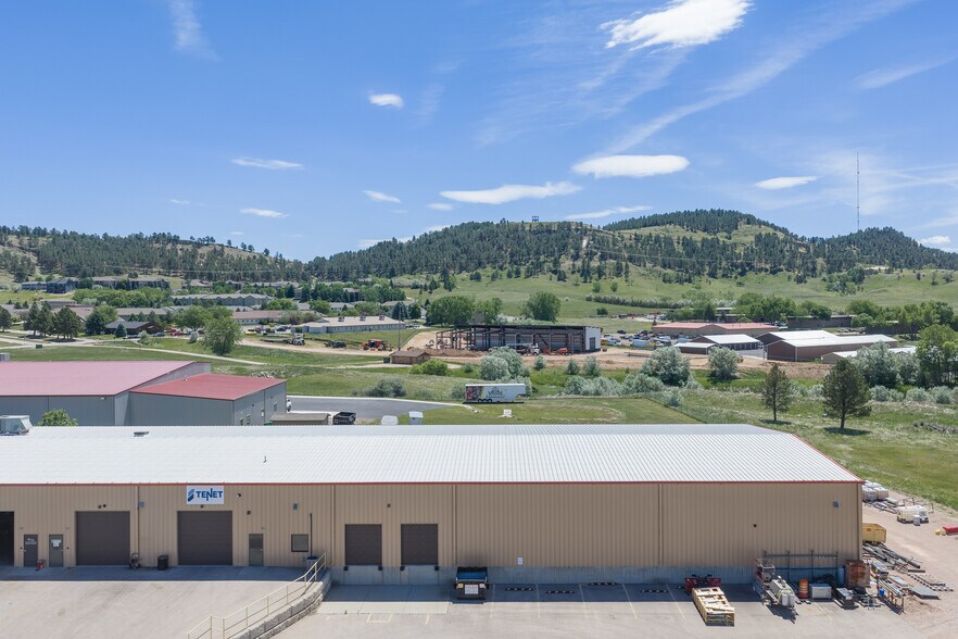 More Photos Of 2319 N Plaza Dr, Rapid City Warehouse For Lease