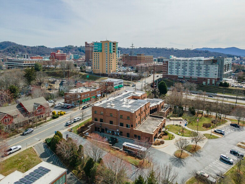 More Photos Of 36 Montford Ave, Asheville Office For Sale