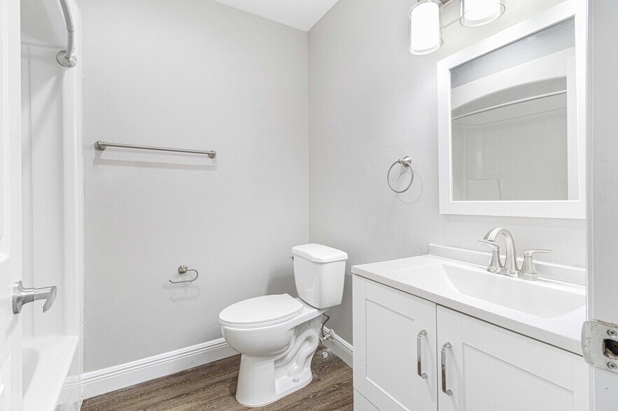 More Photos Of 4111 SE 22nd Ave, Ocala Apartments For Sale