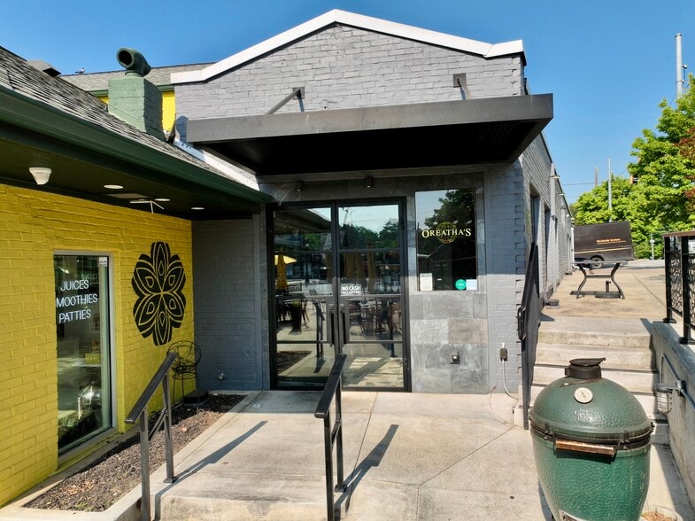 More Photos Of 2311 Cascade Rd SW, Atlanta Unknown For Lease
