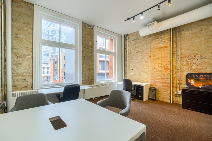 More Photos Of 45-55 Colborne St, Toronto Office For Lease