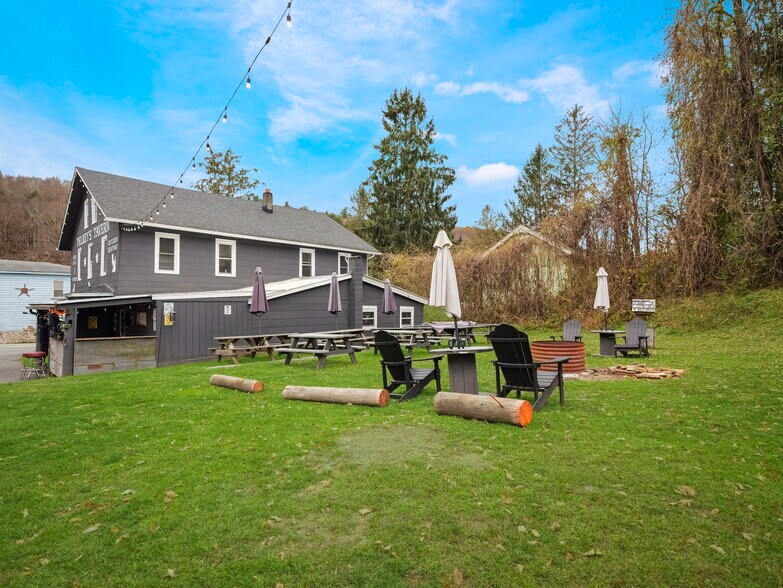 More Photos Of 553 County Road 94, Hankins Restaurant For Sale