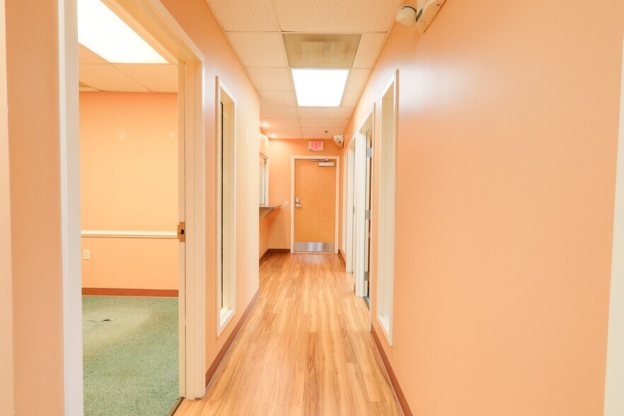 More Photos Of 604 Solarex Ct, Frederick Medical For Lease