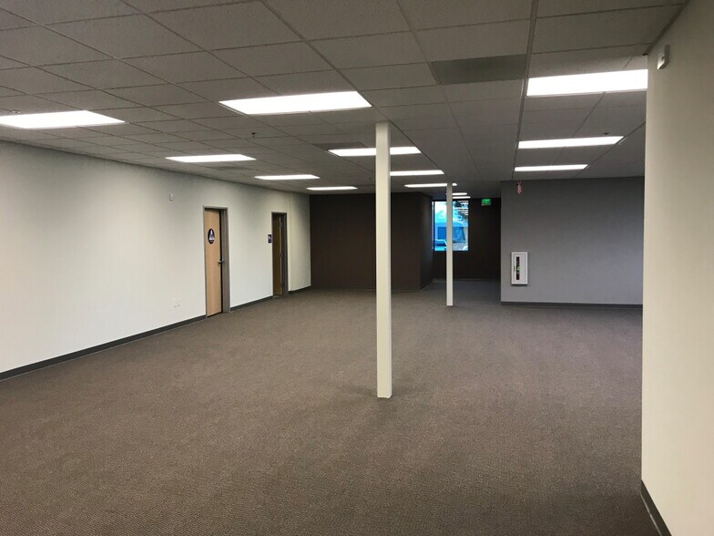 More Photos Of 3288 Grey Hawk Ct, Carlsbad Research And Development For Lease