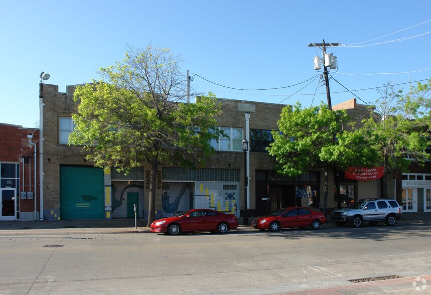 More Photos Of 2616-2618 Main St, Dallas Storefront Retail Office For Lease