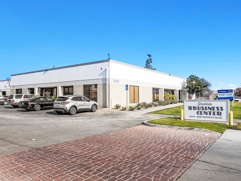 More Photos Of 5640 District Blvd, Bakersfield Unknown For Sale