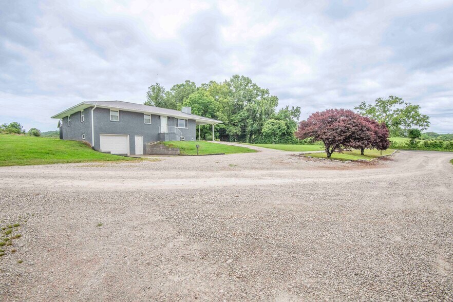 More Photos Of , Sharps Chapel Specialty For Sale