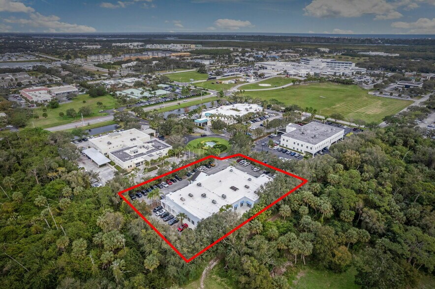 More Photos Of 1345 36th St, Vero Beach Medical For Sale