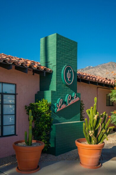 More Photos Of 555 S Warm Sands Dr, Palm Springs Hotel For Sale