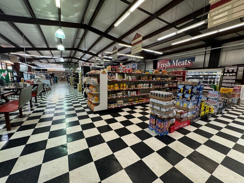 More Photos Of 9421 S Hwy 165, Woodworth Service Station For Sale