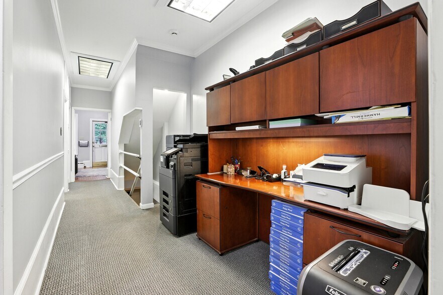 More Photos Of 616 N Washington St, Alexandria Office For Lease