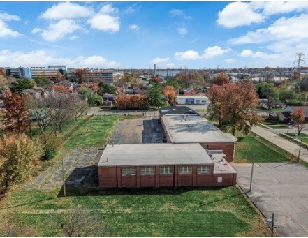 More Photos Of 9707 Chicago Heights Blvd, Saint Louis Specialty For Sale