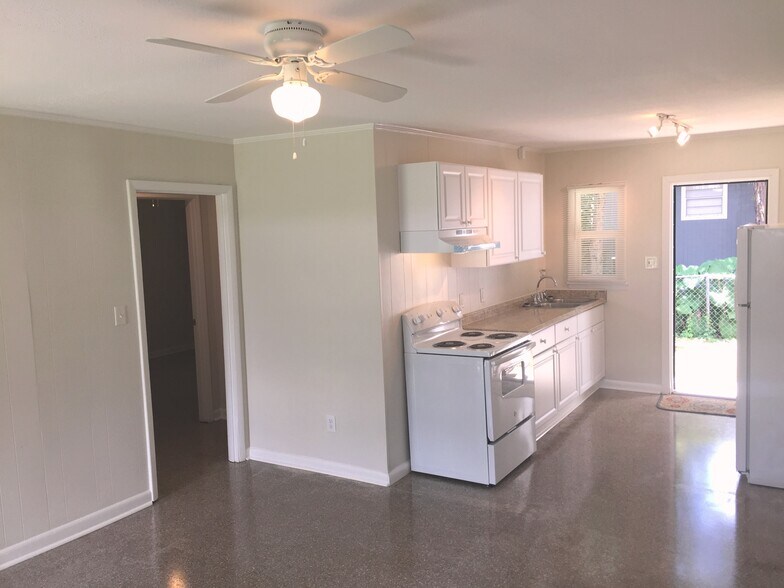 More Photos Of 2806-2812 Evergreen Rd, Brunswick Apartments For Sale