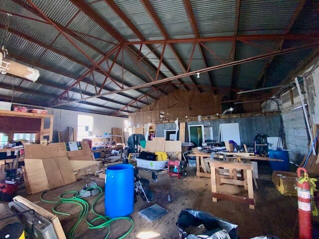 More Photos Of 115 Nehi Cir, Mccomb Industrial For Sale